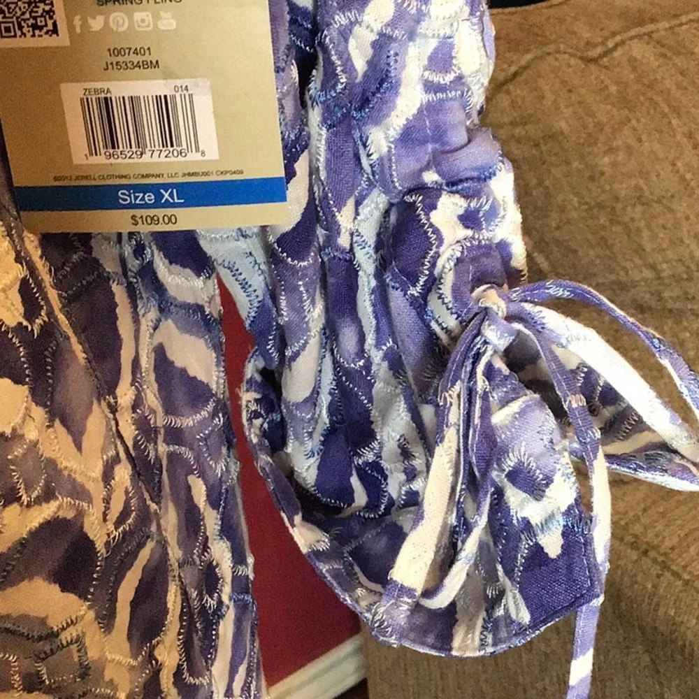 John Mark Blue and White Button Down Jacket. NWT - Picture 6 of 12